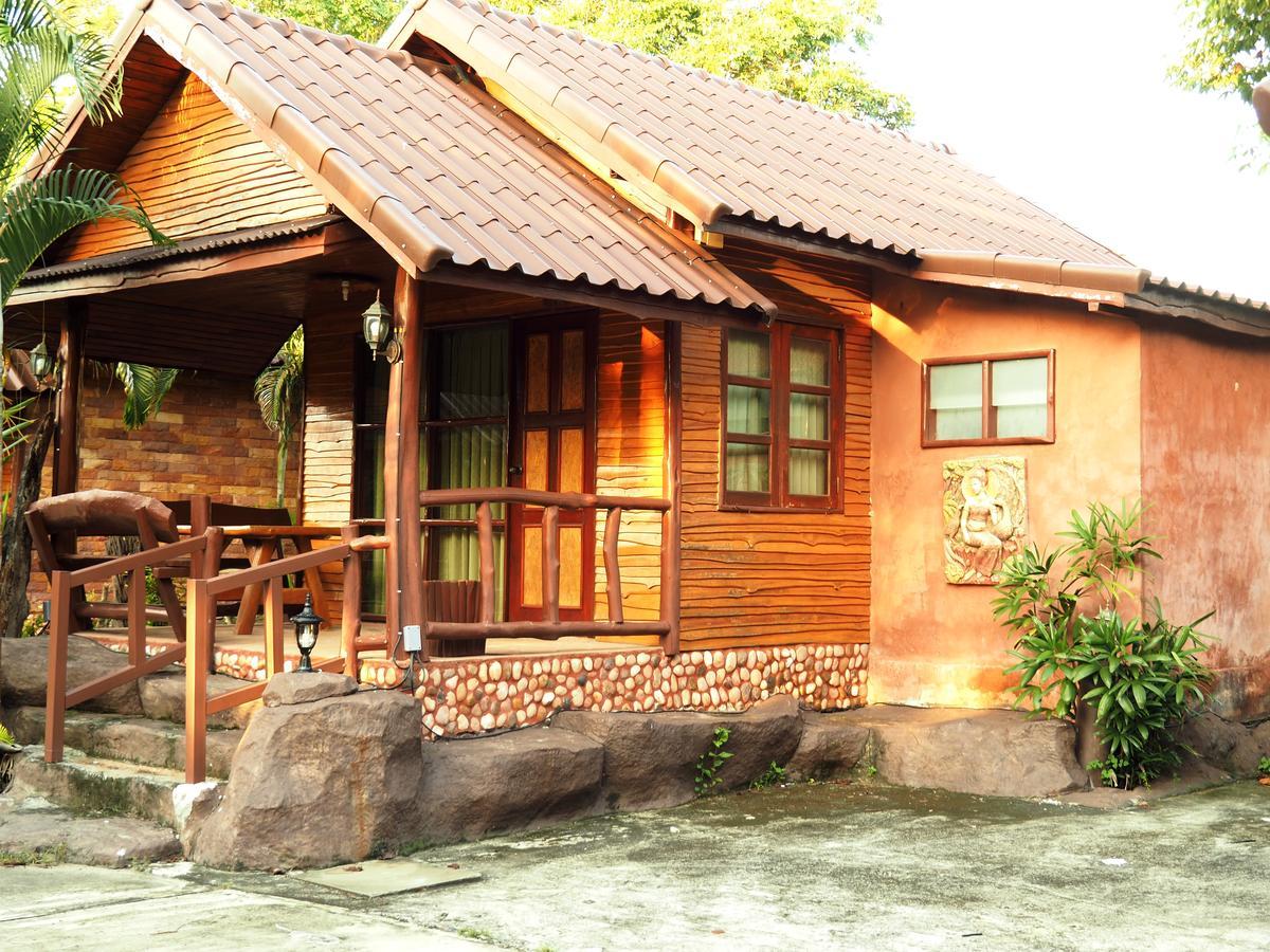 Chantaa Boutique Place Ubon Ratchathani Exterior foto